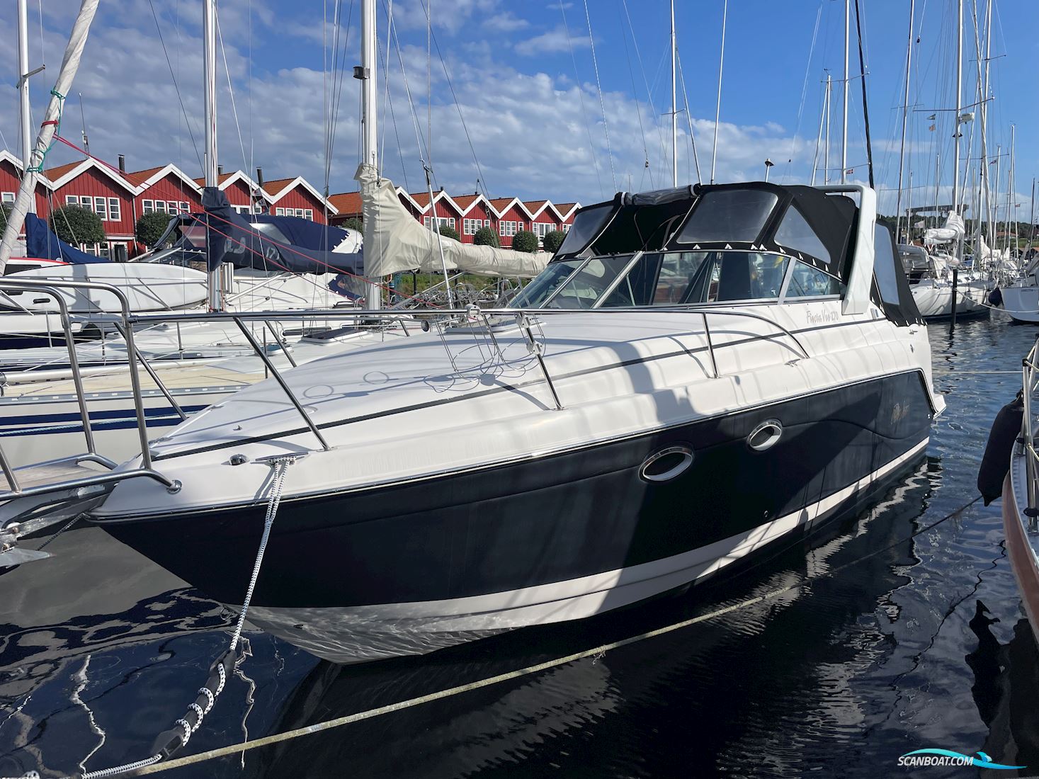 Rinker Fiesta Vee 270 Motorboot 2004, mit Mercruiser 350 Mag Mpi motor, Dänemark
