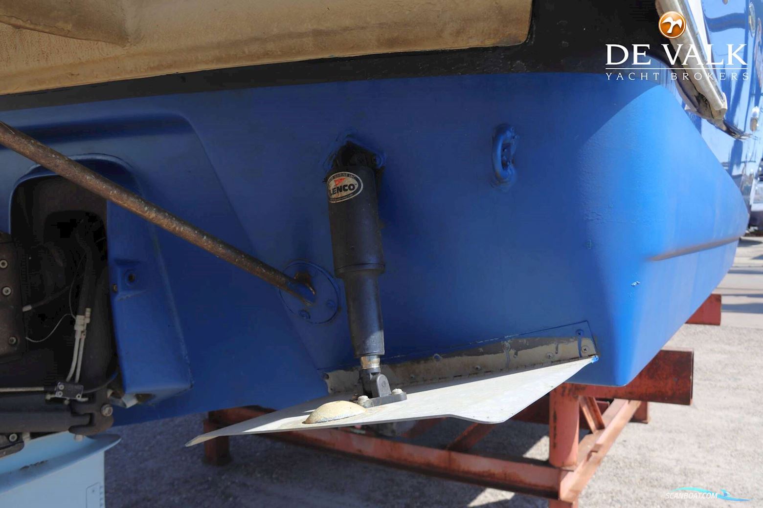 Rinker Fiesta Vee 320