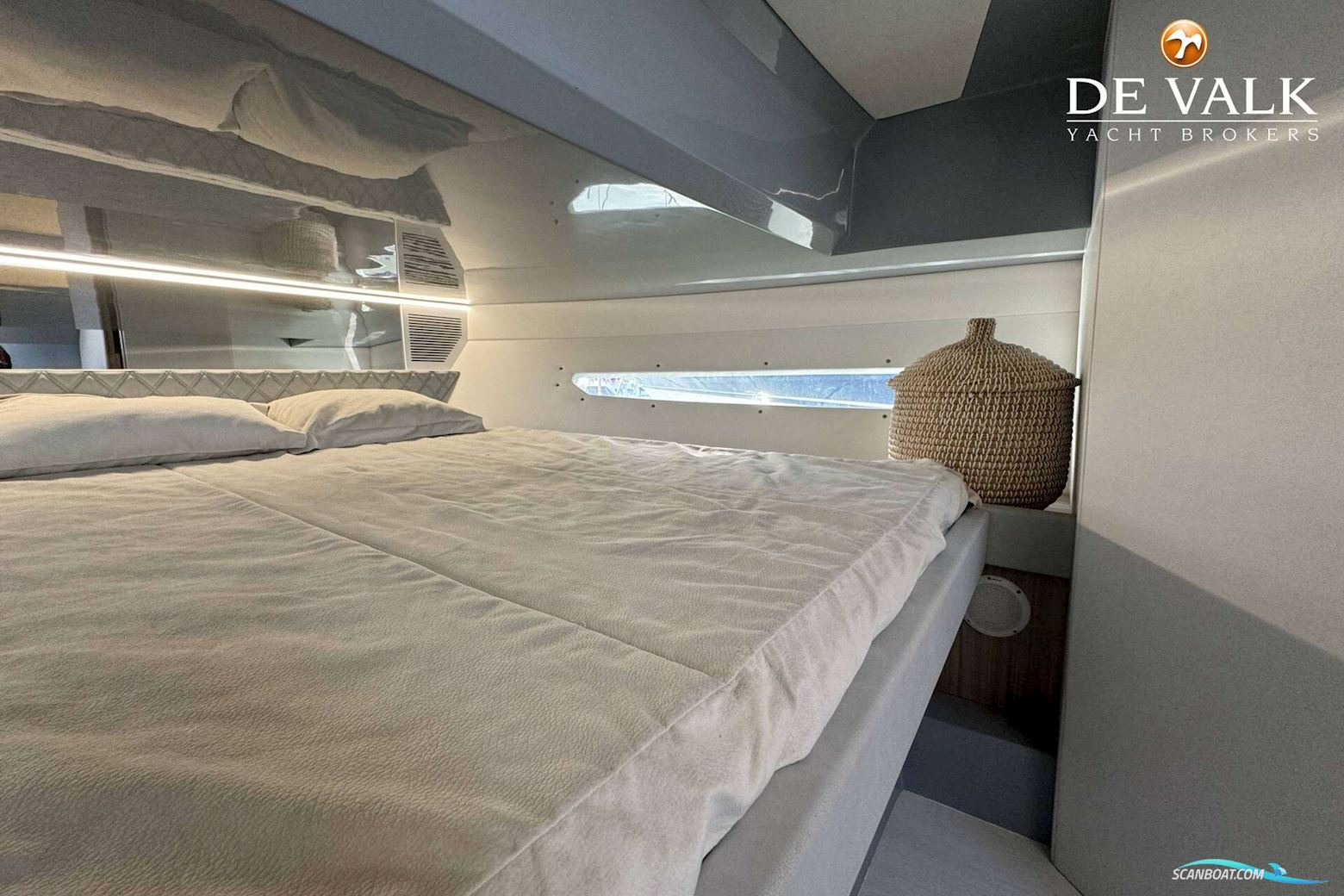 Rio Yachts Daytona 35