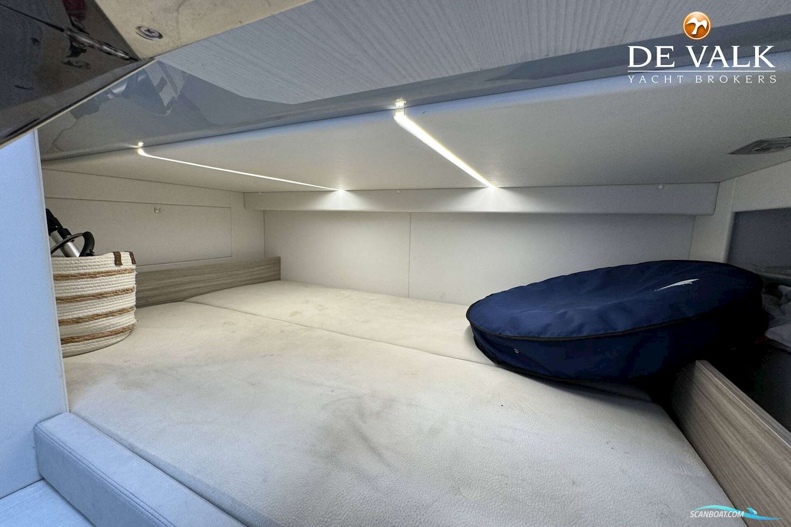 Rio Yachts Daytona 35