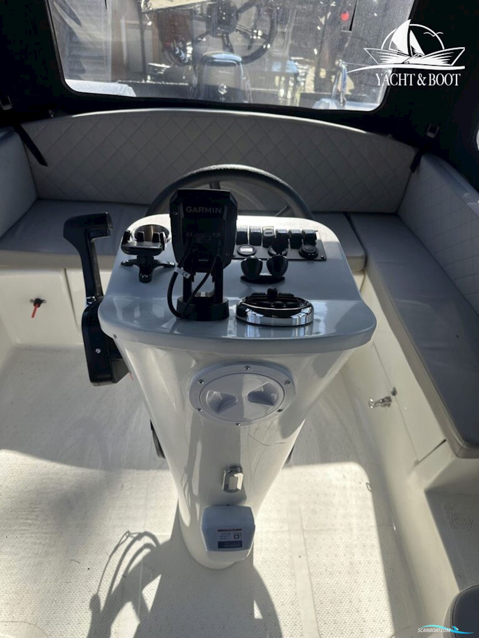 RioMar Boats 515