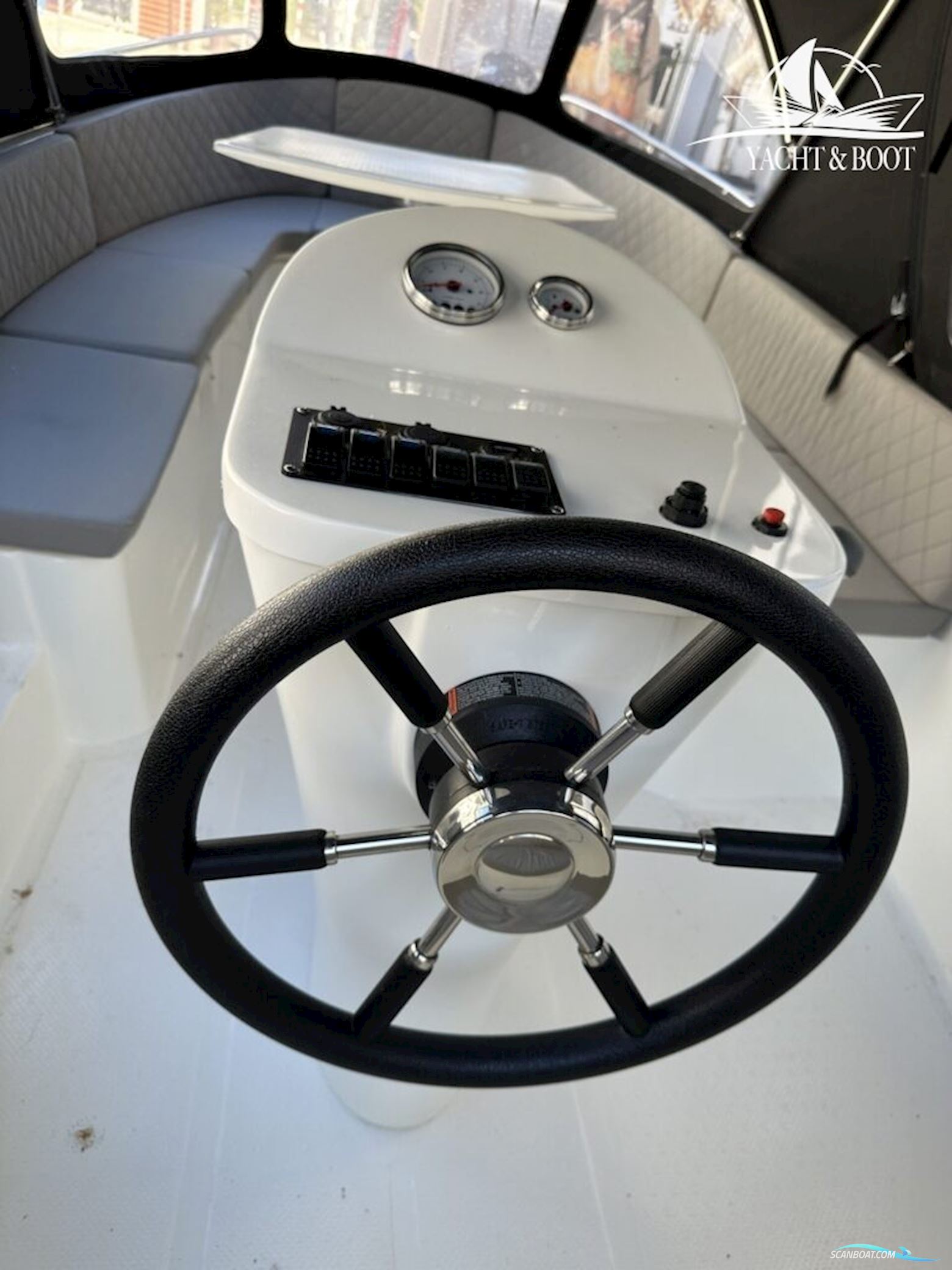 RioMar Boats 515