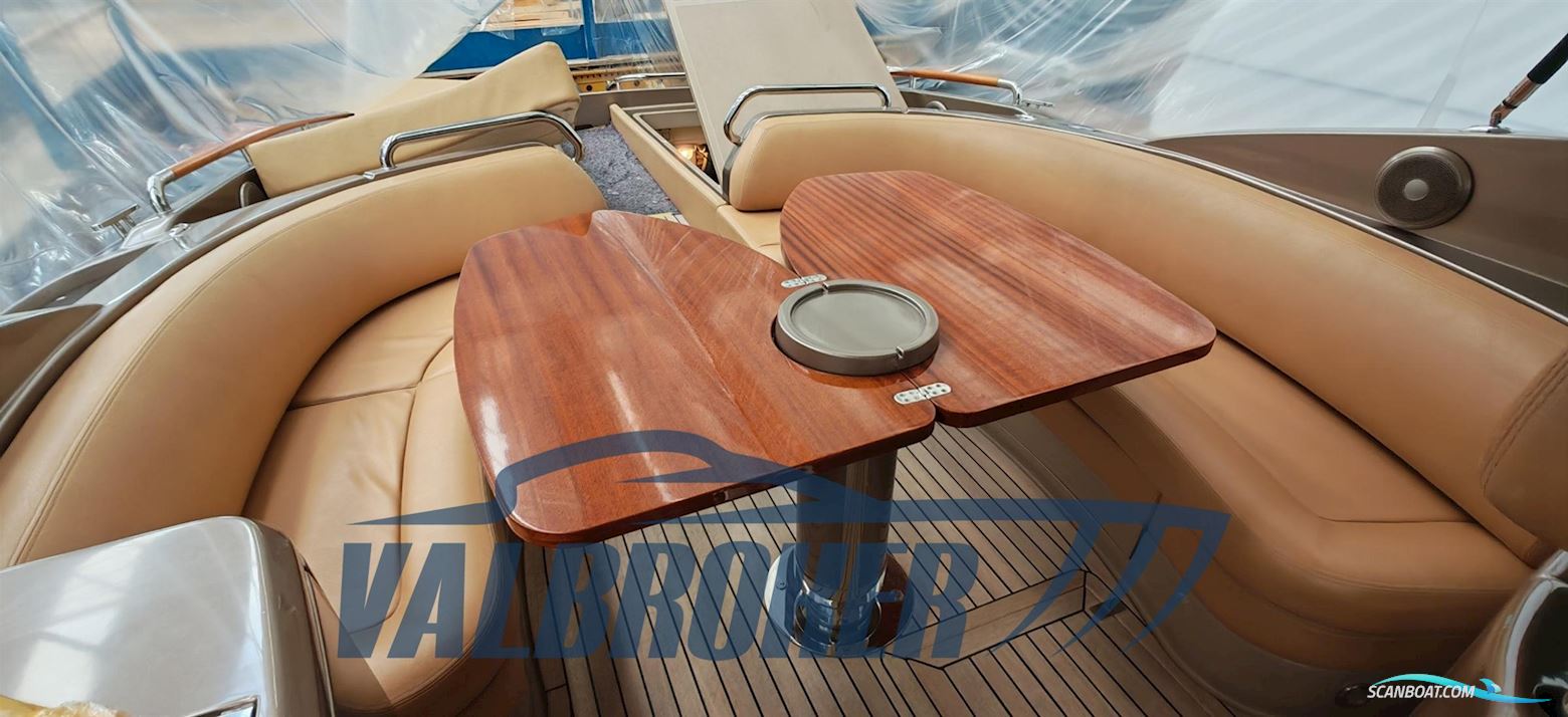 Riva 44 RAMA