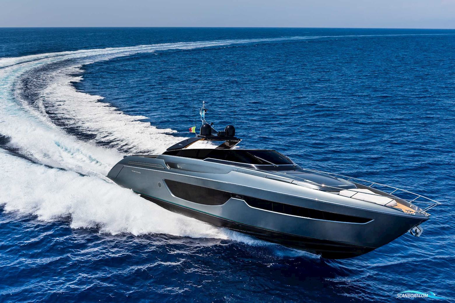 Riva 76′ Bahamas