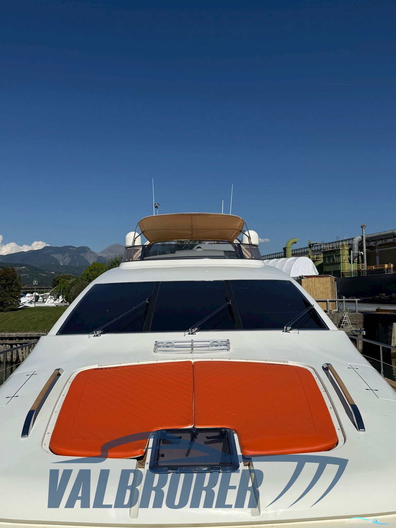 Riva 85 Opera