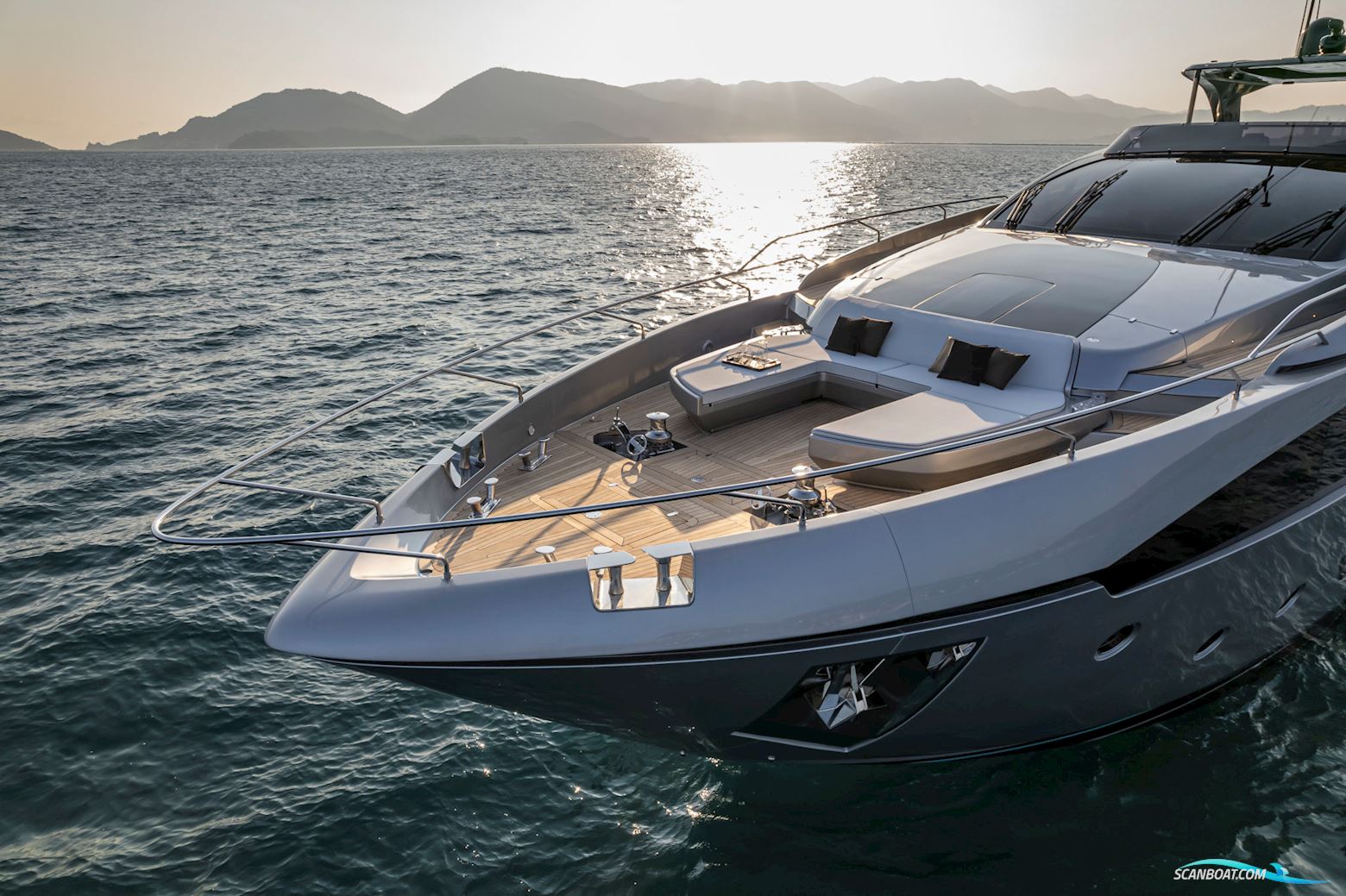 Riva 90′ Argo