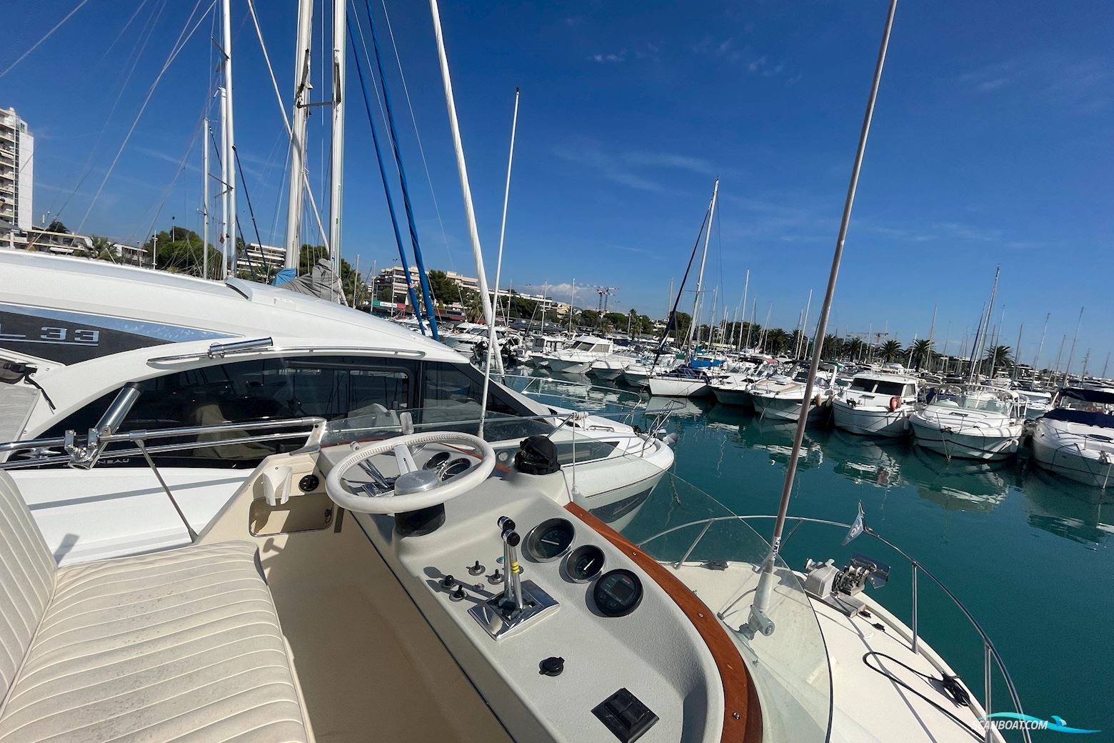 Riva Betram Sport Fish 25