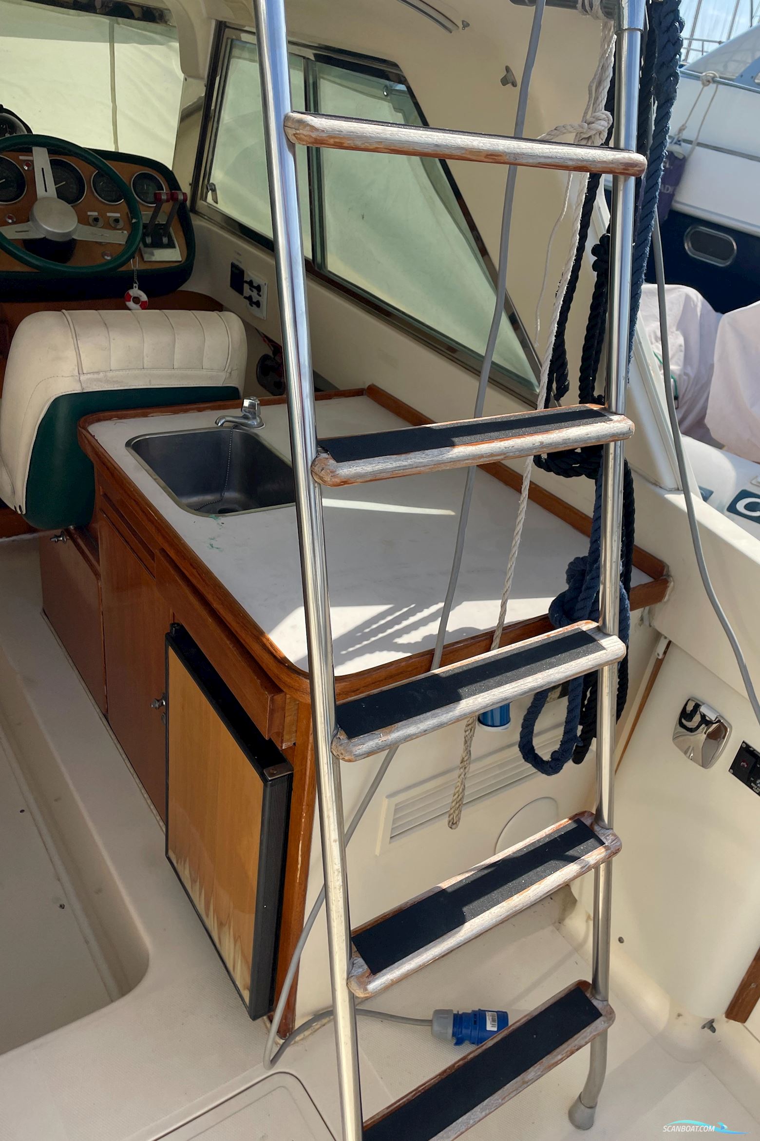 Riva Betram Sport Fish 25