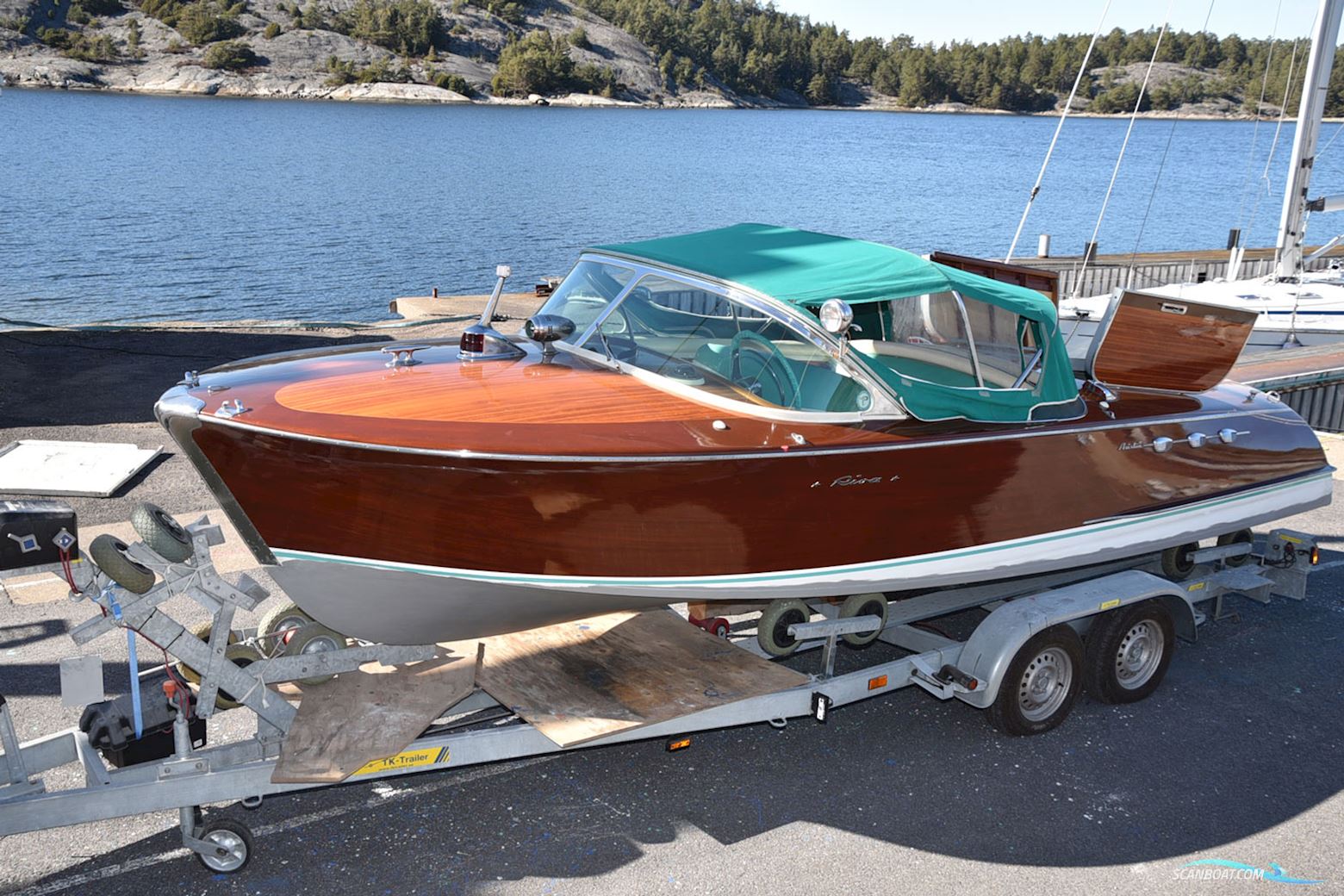 Riva Riva Ariston