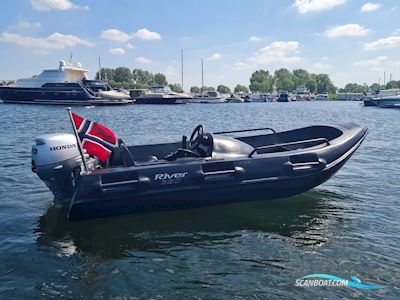 River 350 XR Black Edition Motorboot 2025, mit Honda motor, Niederlande