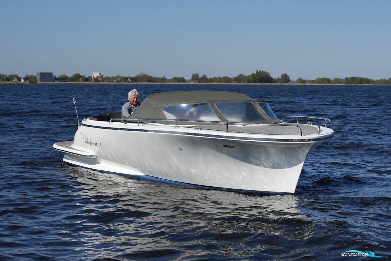 Riviera 24