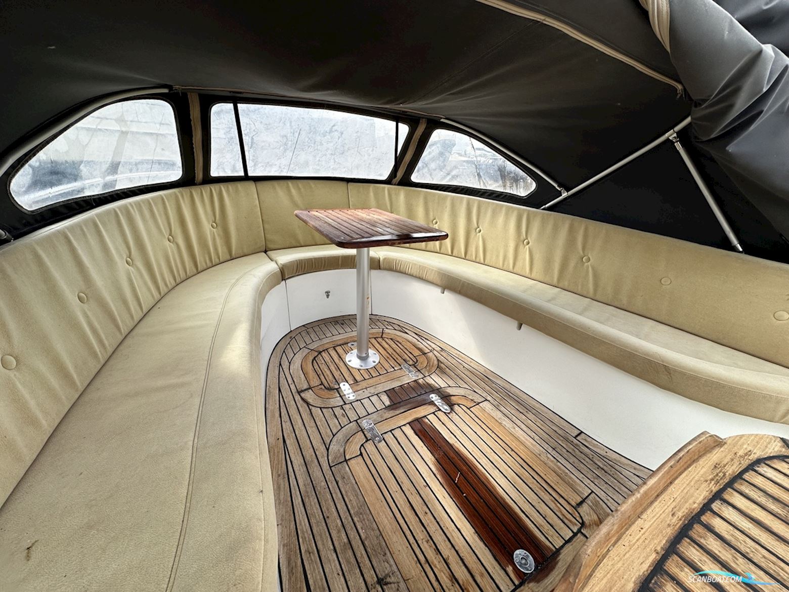 Riviera 24