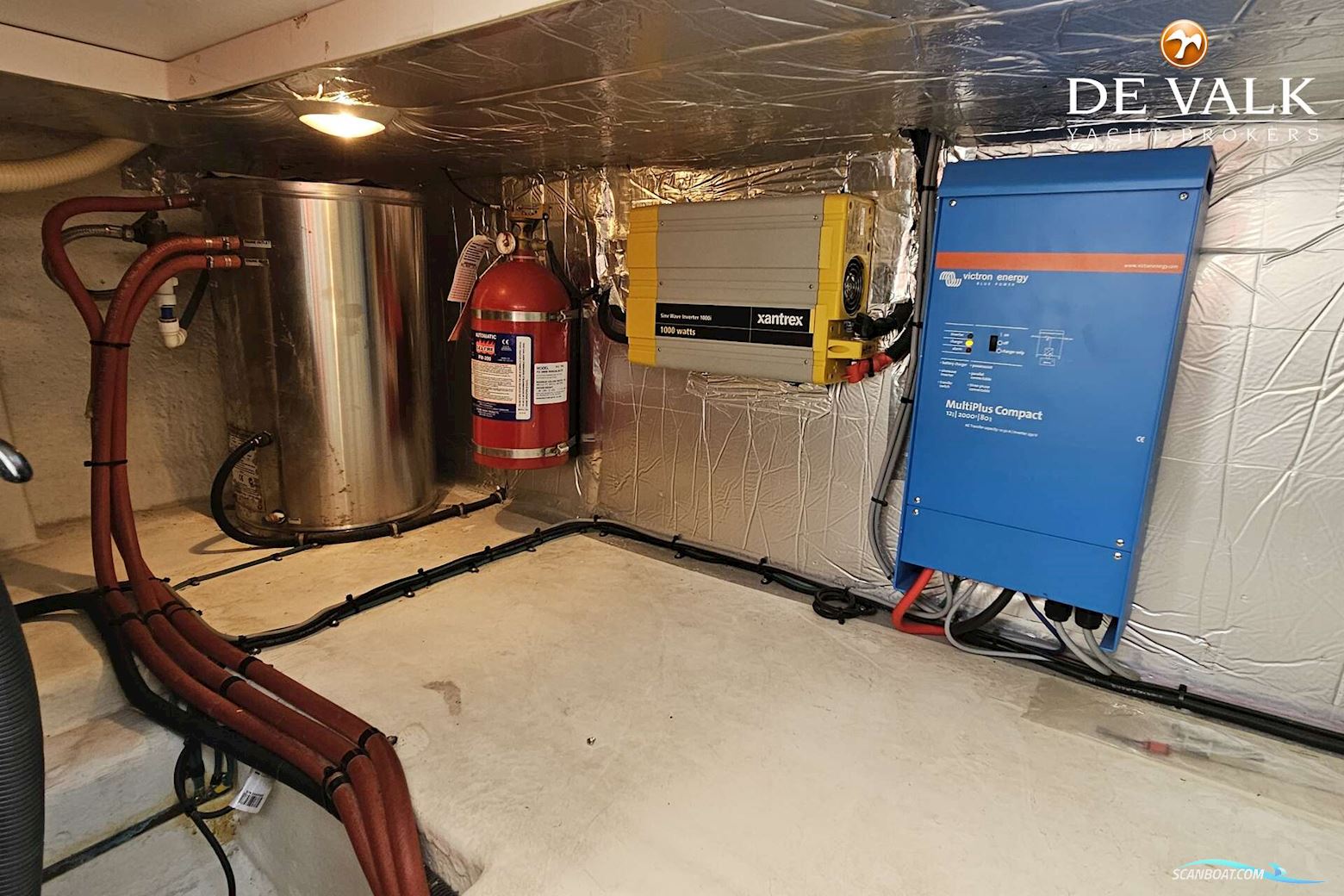 Riviera 33 Flybridge