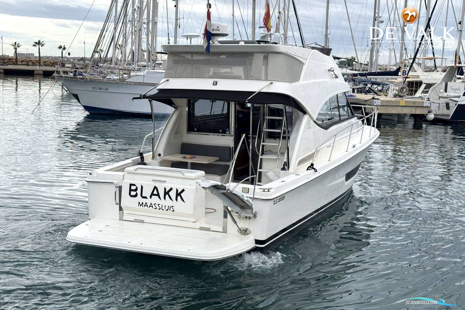 Riviera 39 Open Flybridge