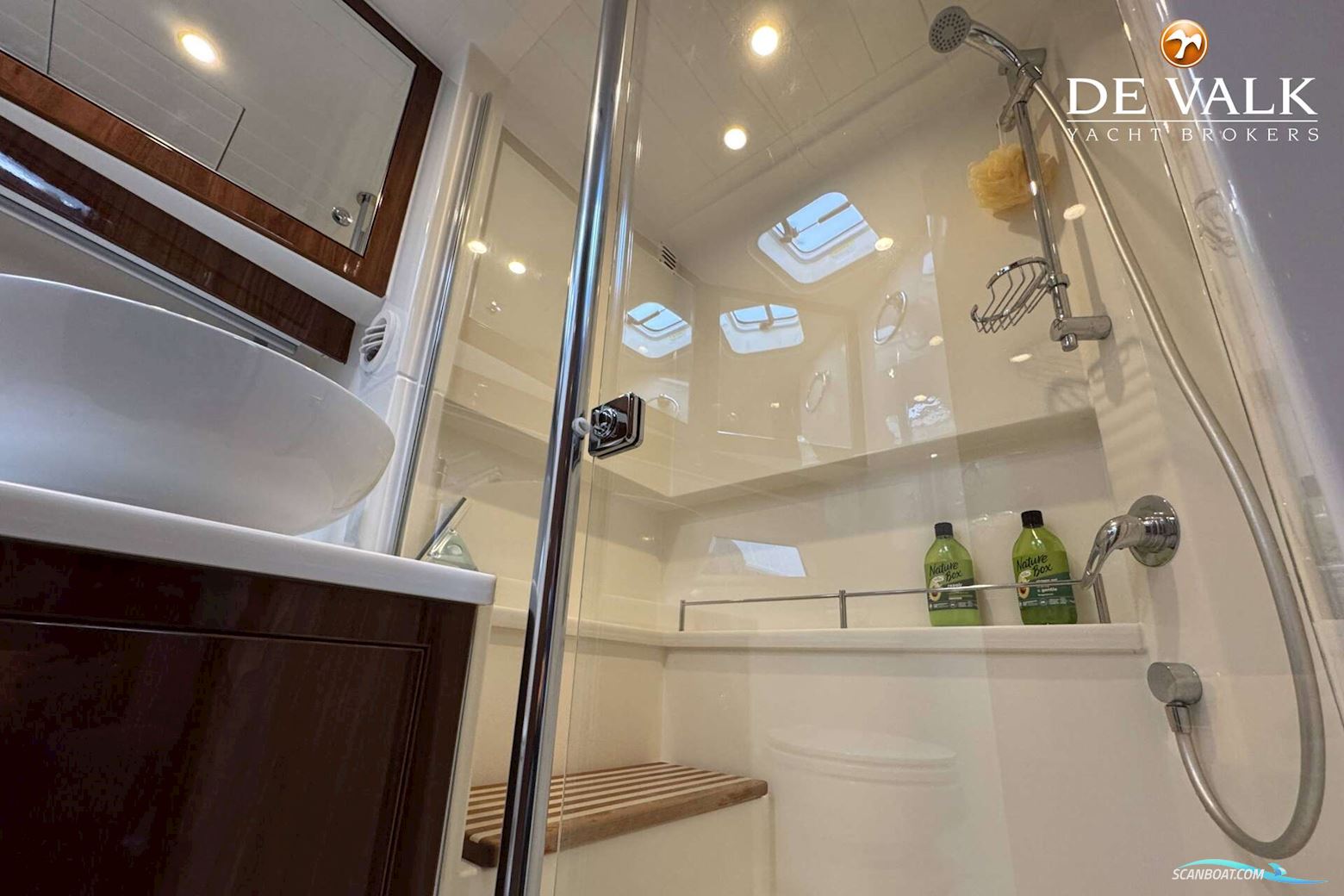 Riviera 39 Open Flybridge