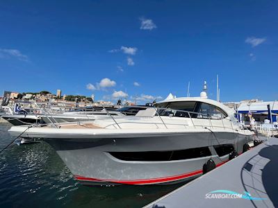 Riviera 505 Suv Motorboot 2021, mit Volvo Penta motor, Niederlande