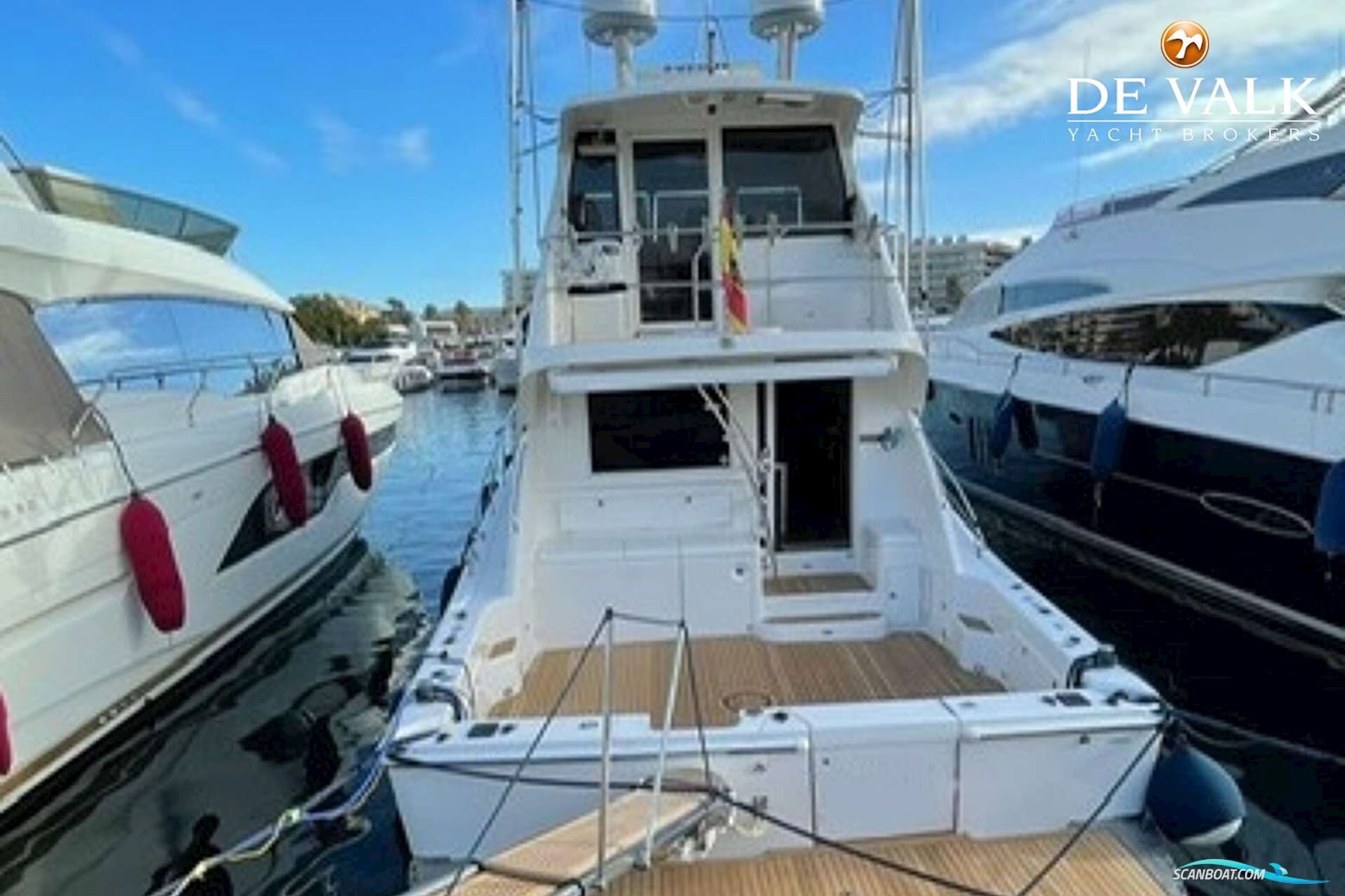 Riviera 58 Enclosed Flybridge