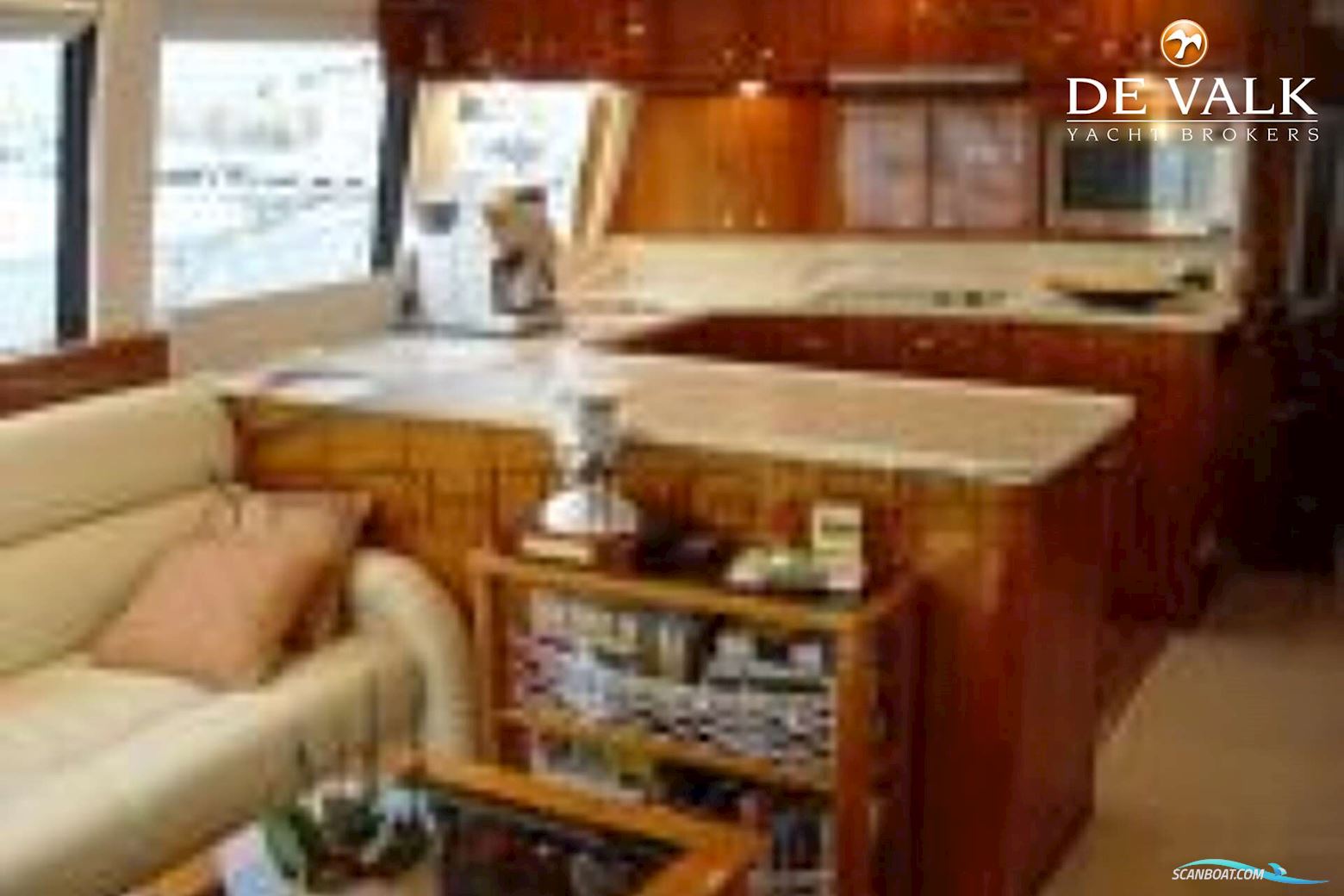 Riviera 58 Enclosed Flybridge