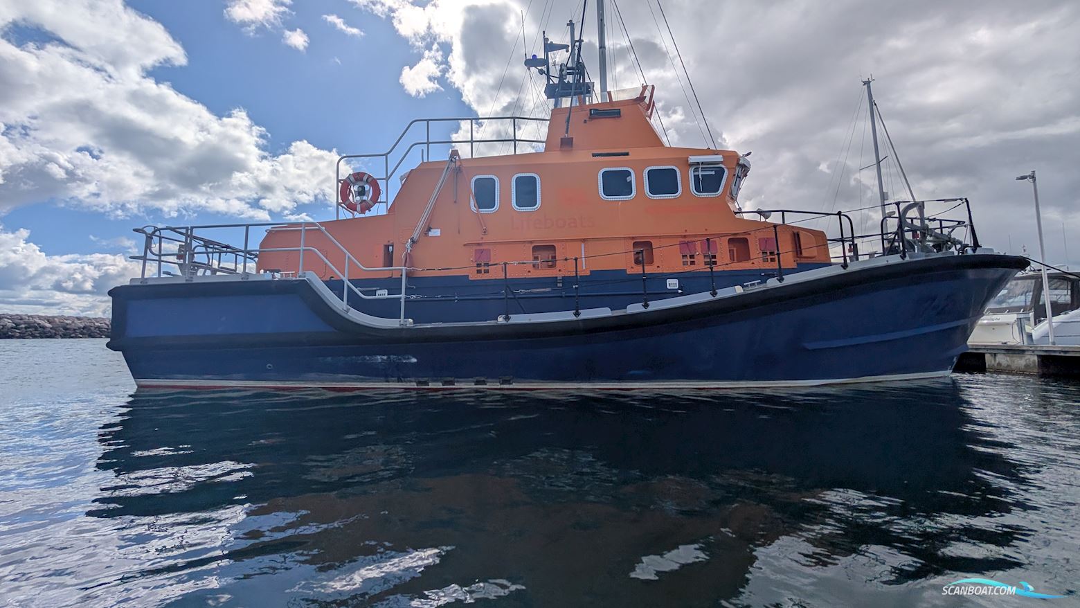 Rnli Lifeboat Severn Class