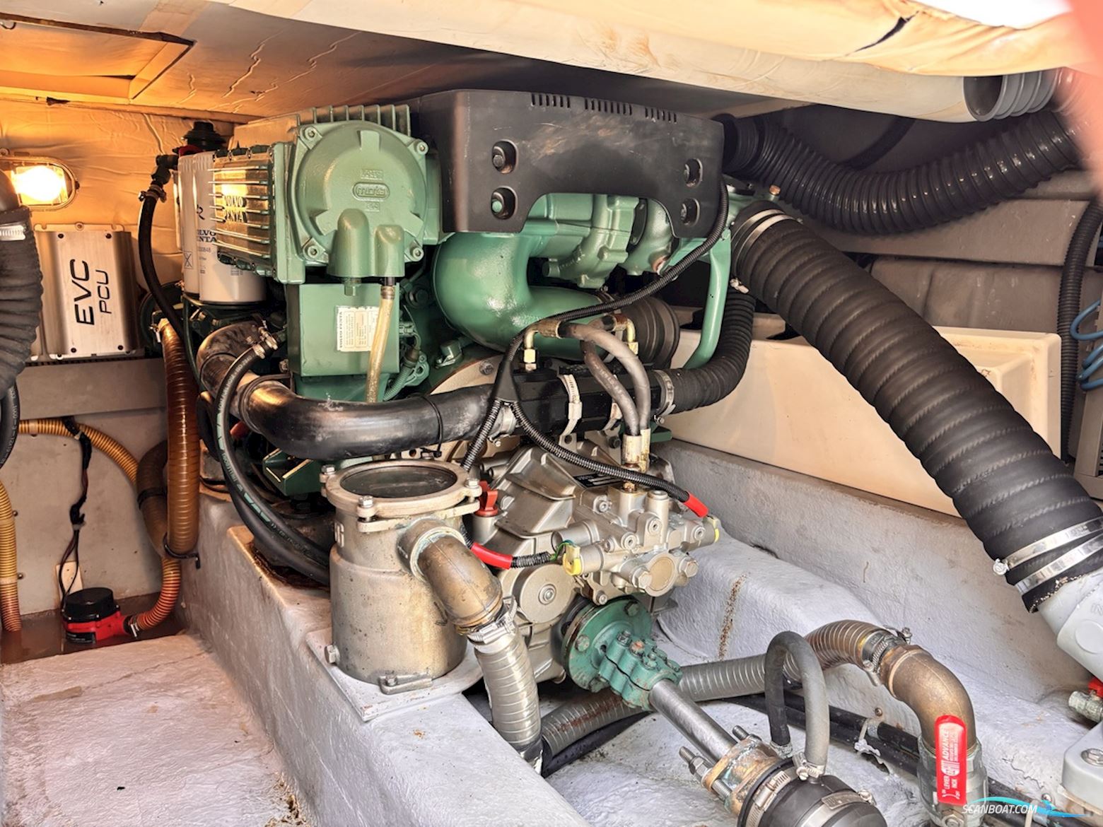 Rodman  30 Cruiser Flybridge