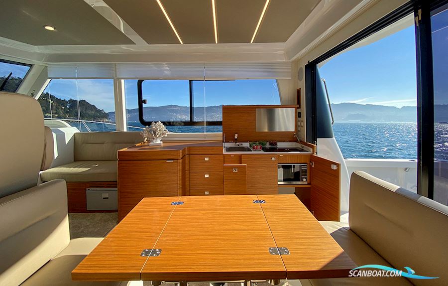 Rodman 1290 Evolution Flybridge