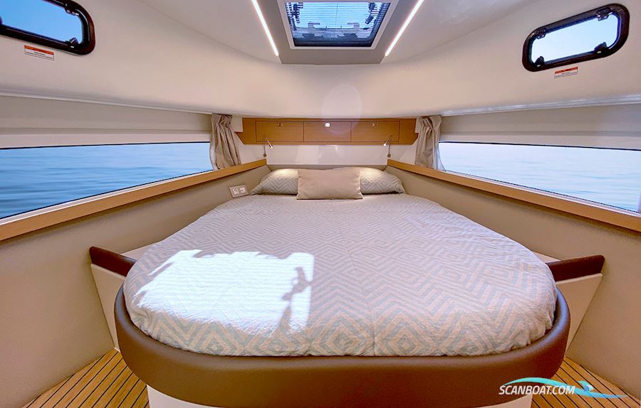 Rodman 1290 Evolution Flybridge