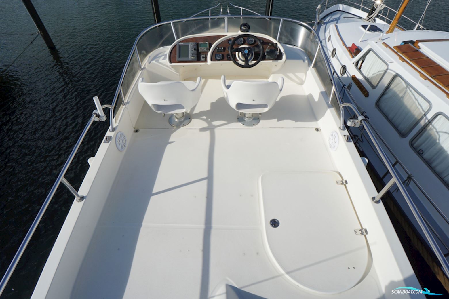 Rodman 30 Cruiser Flybridge