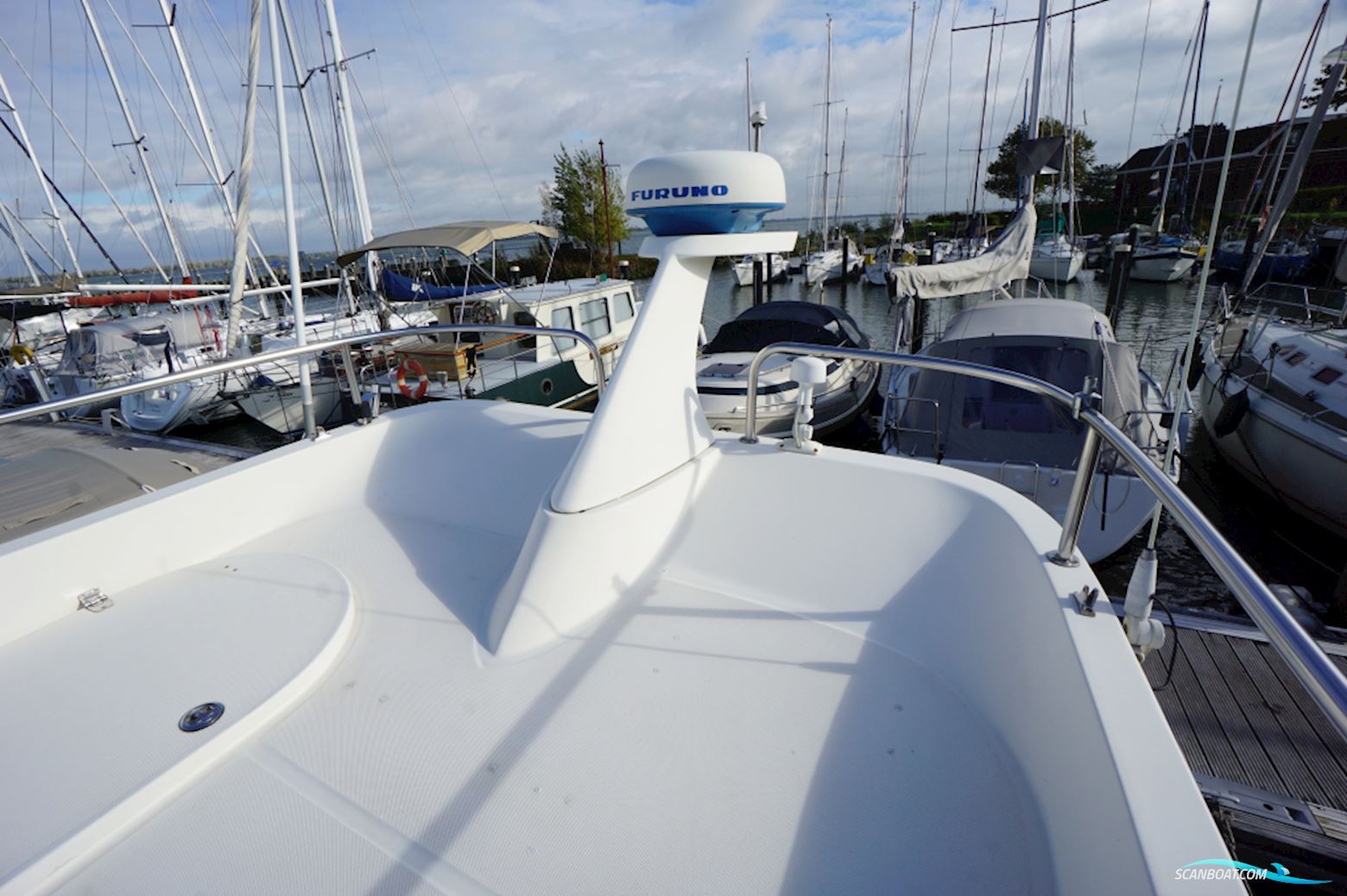 Rodman 30 Cruiser Flybridge