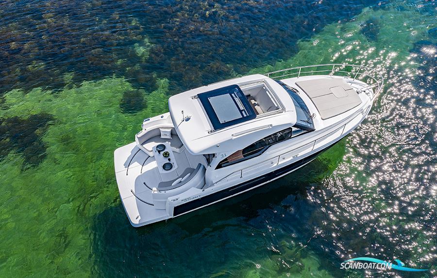 Rodman Spirit 31 Hardtop Inboard Motorboot 2024, mit Volvo Penta D4 motor, Dänemark