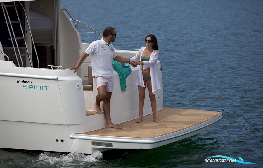Rodman Spirit 42 Flybridge