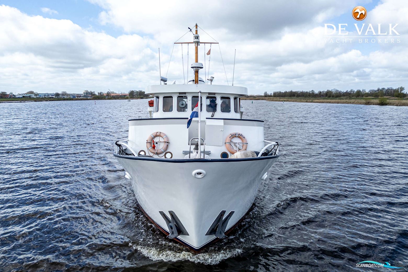 Round Bilged Motor Kotter