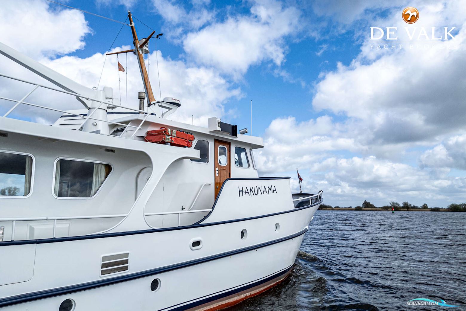 Round Bilged Motor Kotter