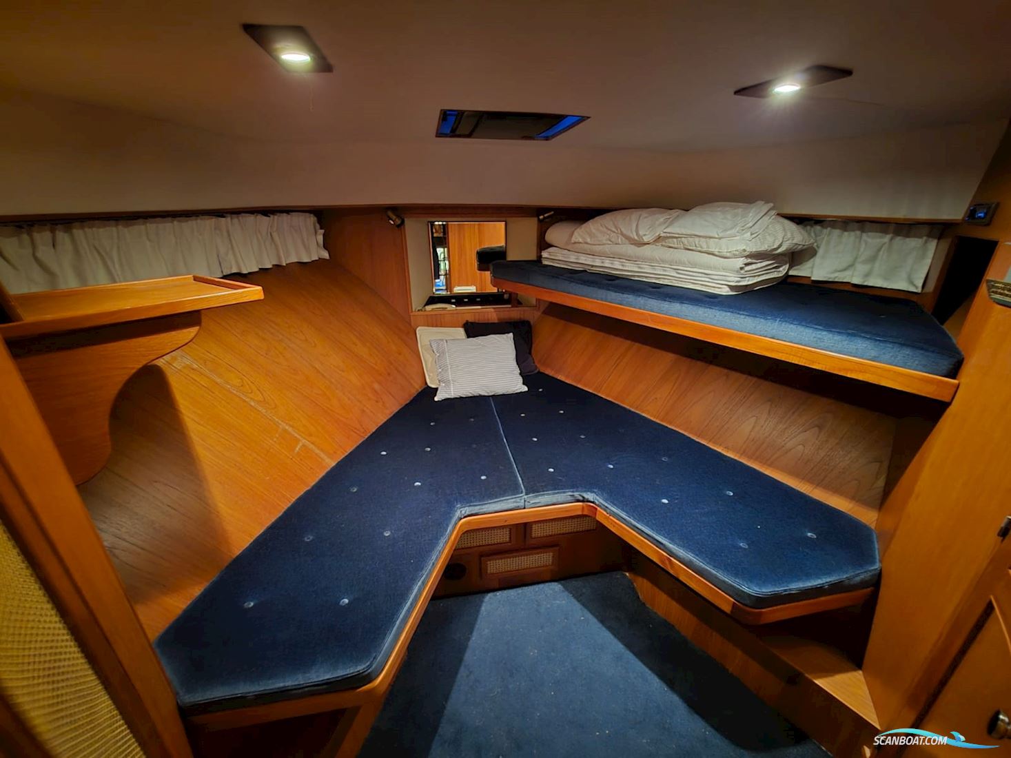 Royal Yachts 45