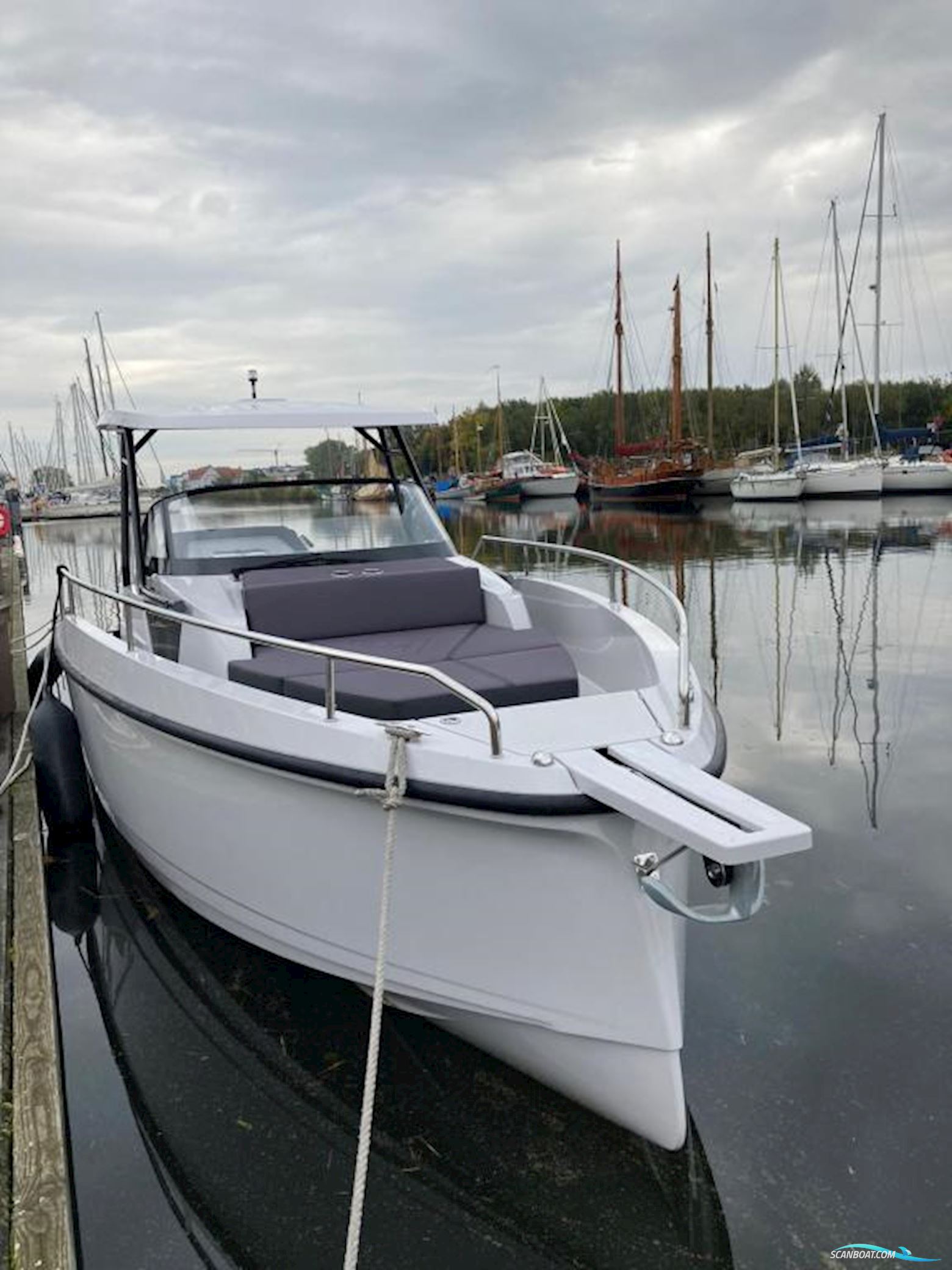 Ryck 280 Sportlicher Walkaround Weekender Motorboot 2023, mit Mercury Verado motor, Deutschland