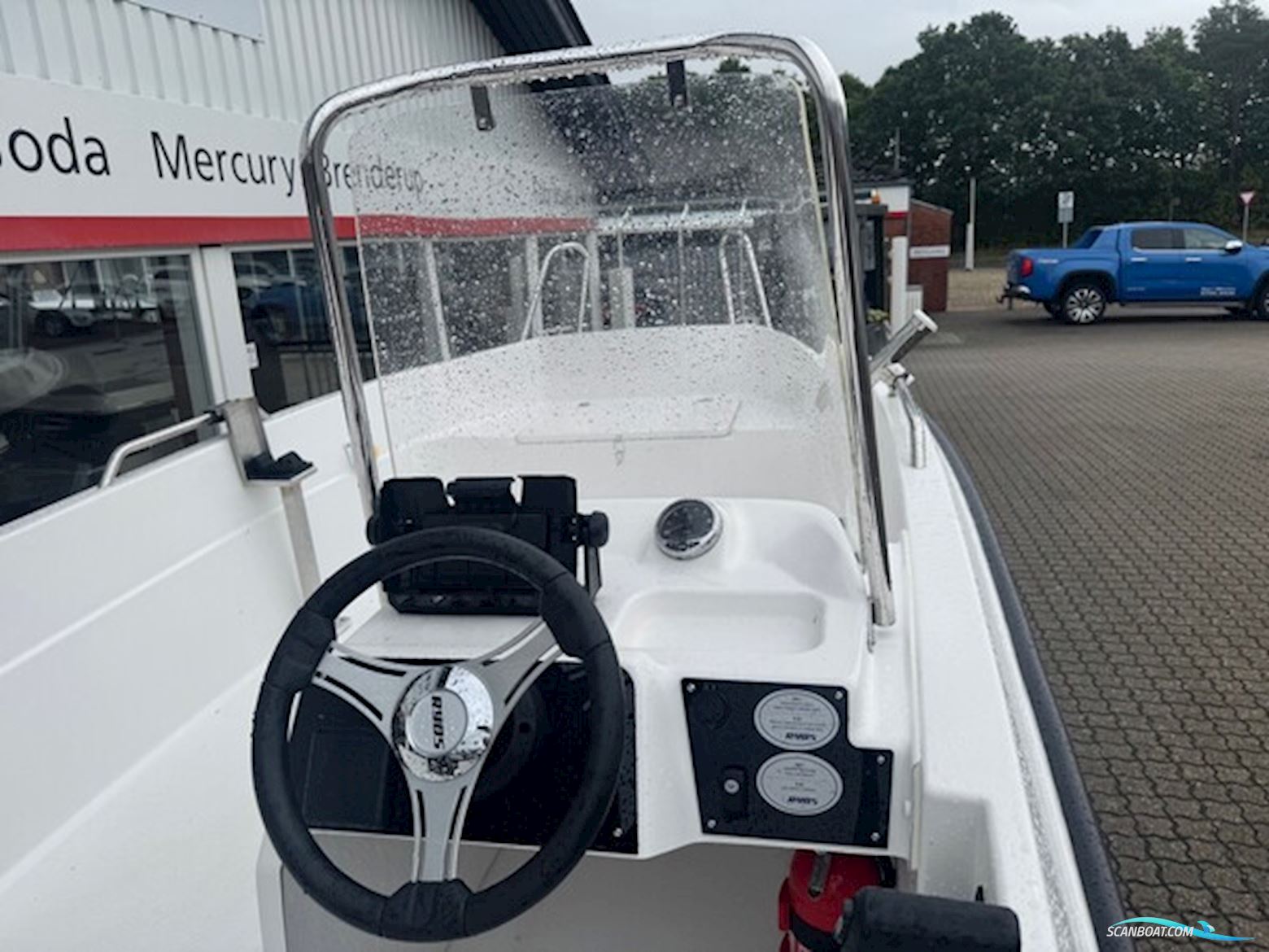 Ryds 486 BF Med 50 hk Mercury-Efi 4 Takt og 750 kg Brenderup Ubx Bådtrailer