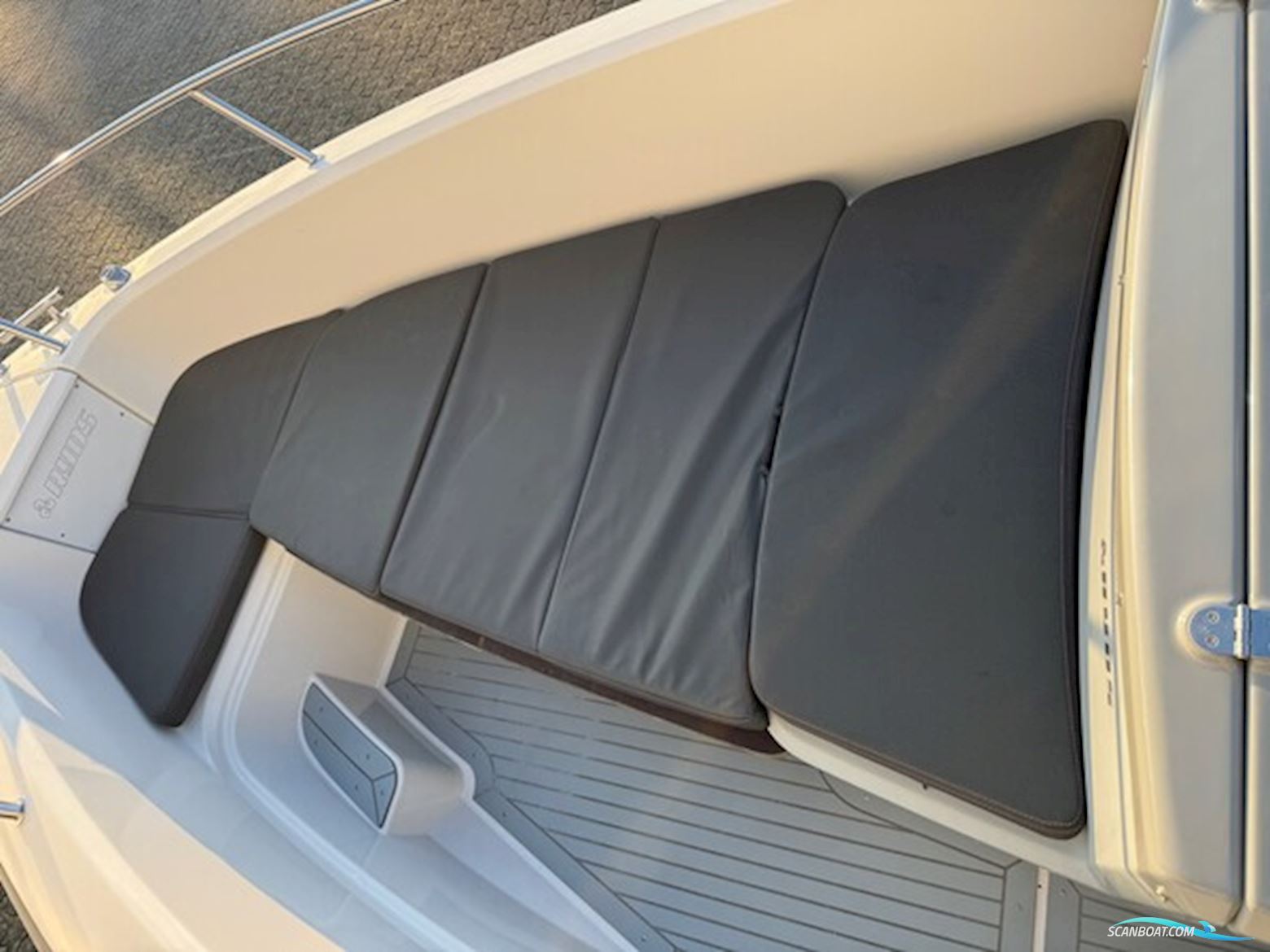 Ryds 548 Sport med F100 Mercury-EFI 4 takt 2,1L og 1000 kg Brenderup bådtrailer