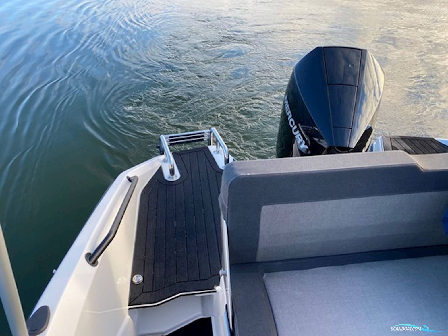 Ryds 735VI - F175 Mercury-EFI DS V6