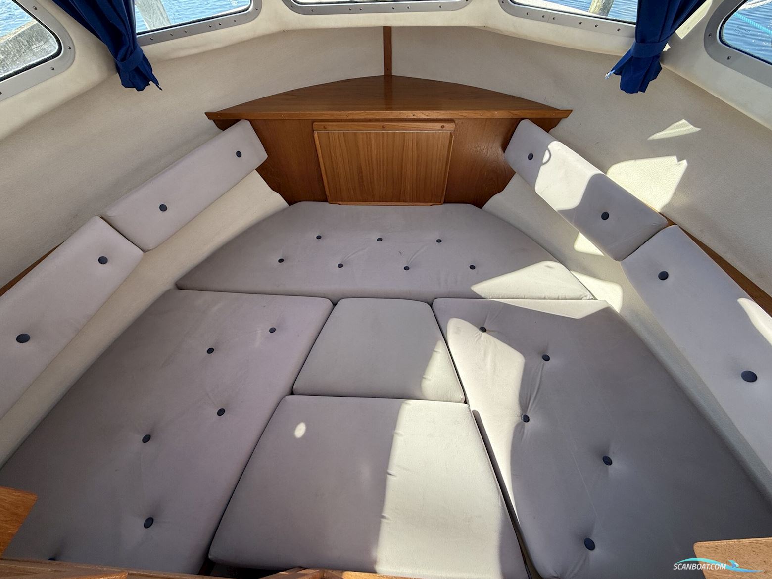 Saga 27, Solgt