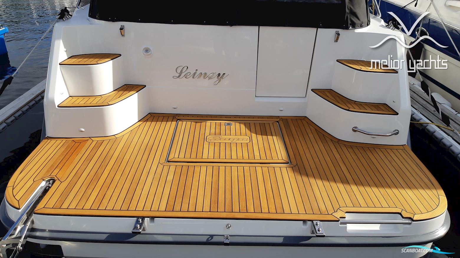 Saga 385 - Edition Walnut Interior