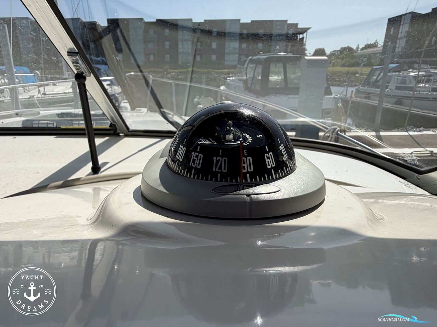 Sanboat Cuddy 980