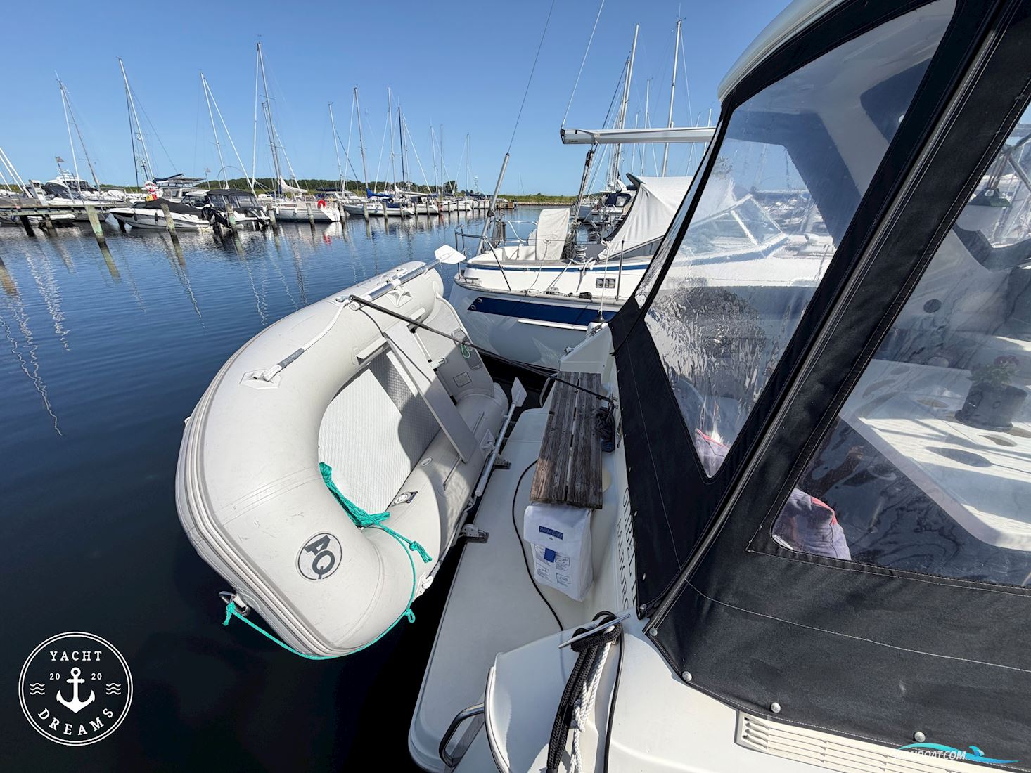 Sanboat Cuddy 980