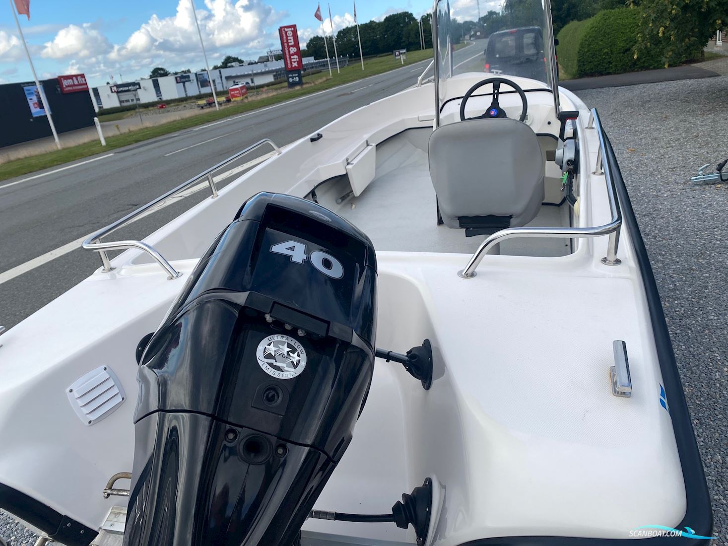 Sandstrøm 560 Med F40 og Trailer