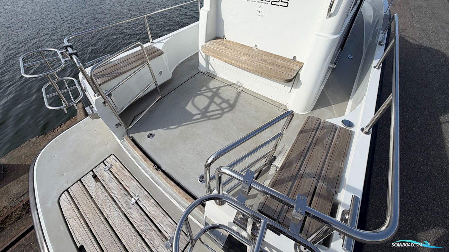 Sargo 25