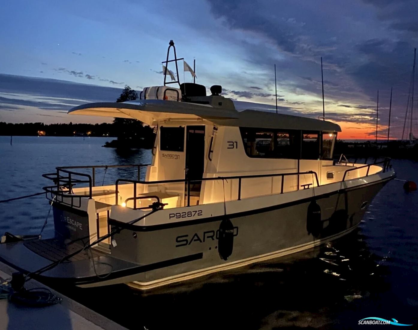 Sargo 31 Aft Door