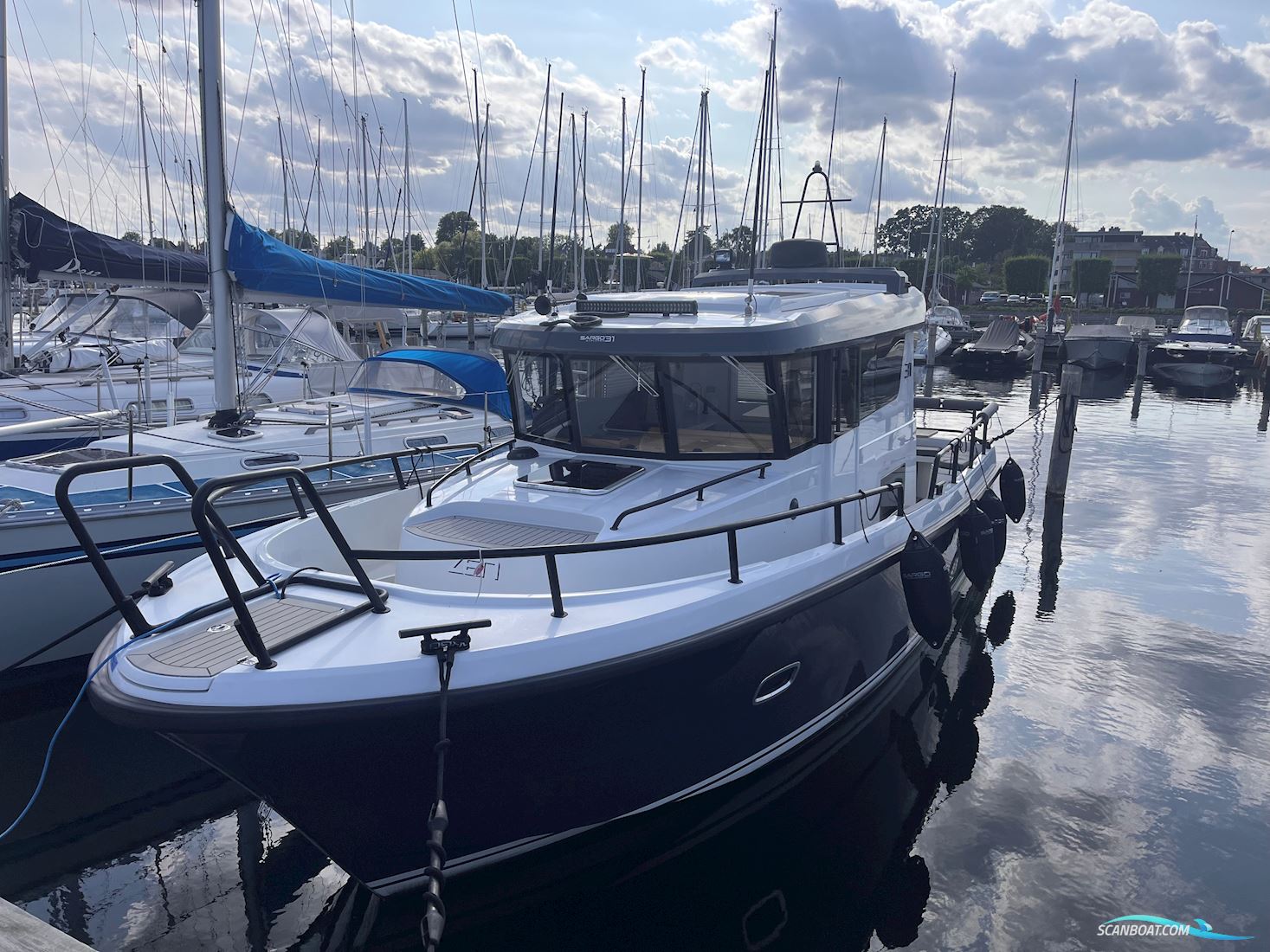 Sargo 31 Explorer
