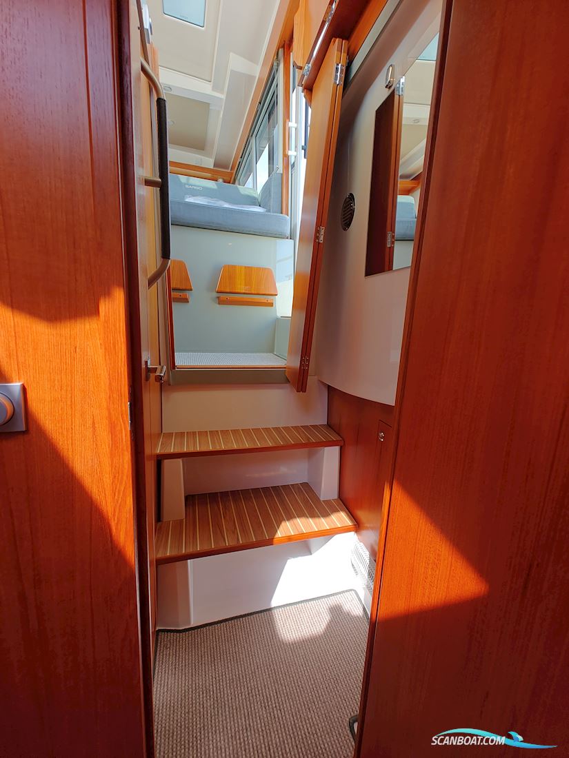 Sargo 33 Explorer