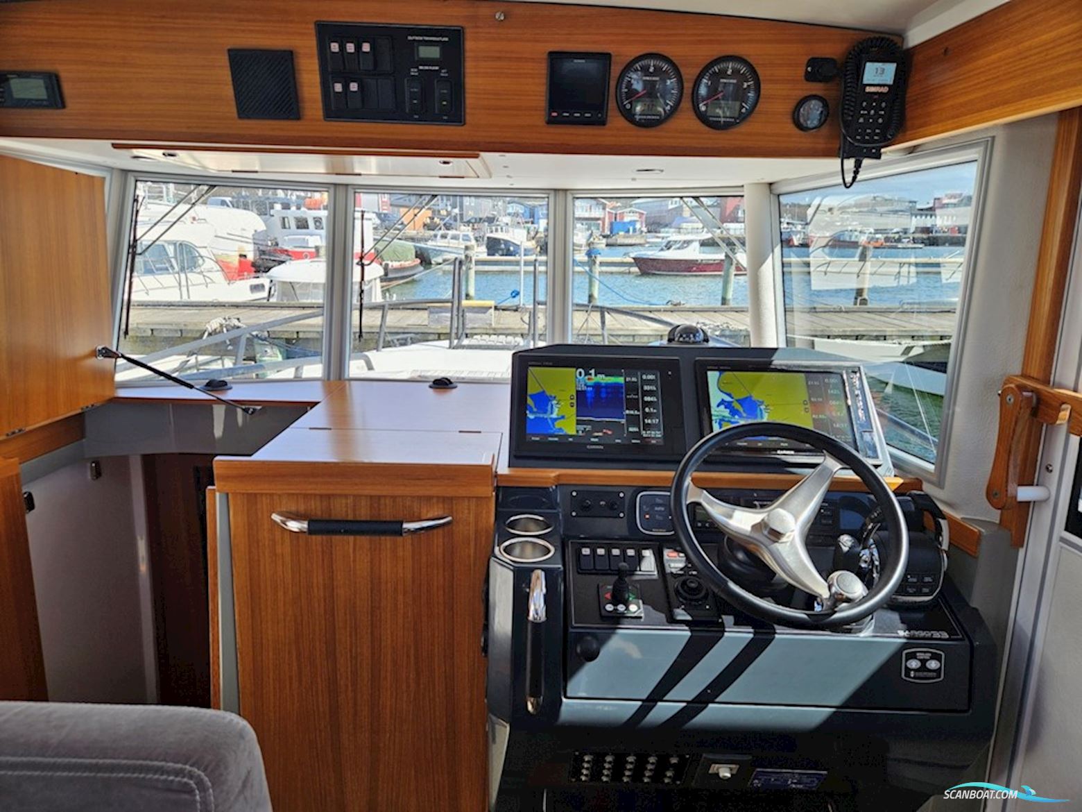 Sargo 33 Explorer