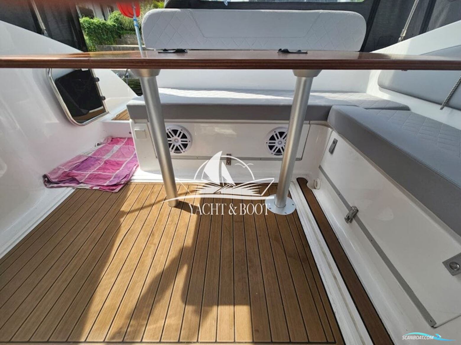Saver 750 Cabin