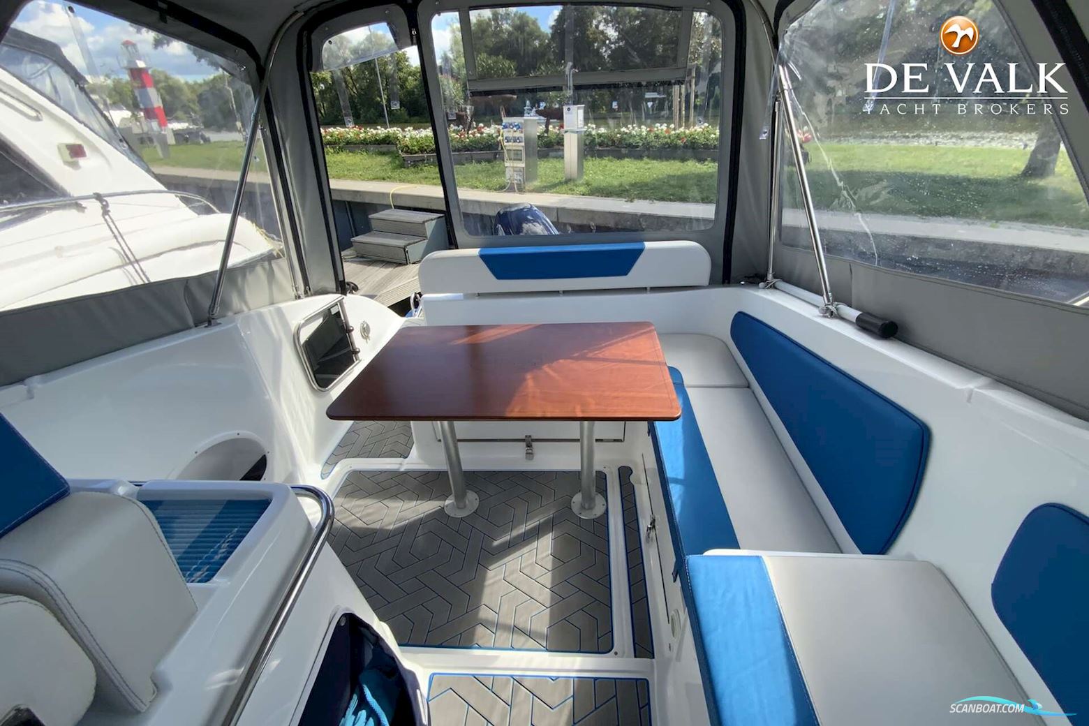 Saver 750 Cabin