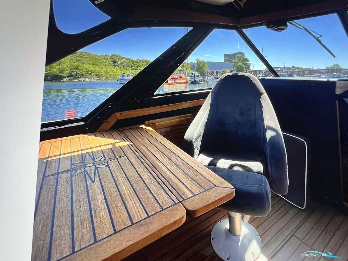 Scand Atlantic 32